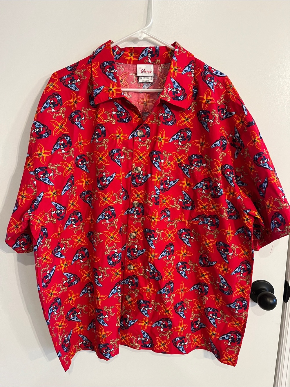 Men’s size XL The Disney Store Red Mickey Mouse Surfing Button down shirt